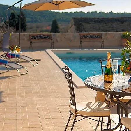 Modern In Grohote With Pool Vila Solta Island